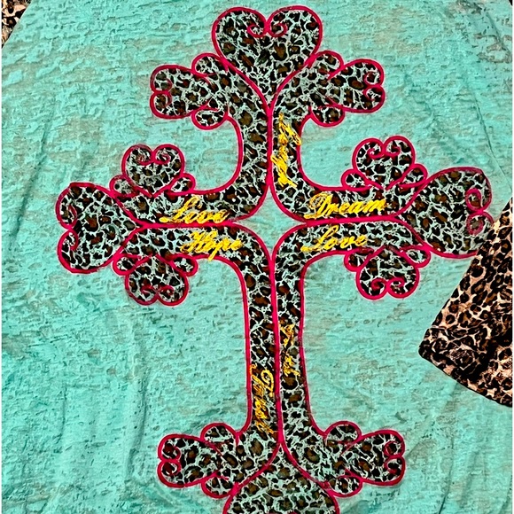 Southern Grace 2XL Raglan 3/4 length sleeve cross top - Picture 2 of 3